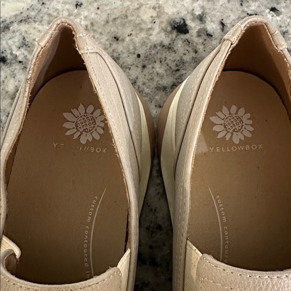 Women's yellow box Cream/taupe Slip-On Shoes with Chain Detail - Picture 2 of 8